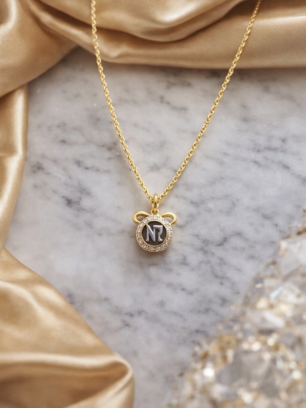 ✨️Nina Ricci Gold Plated NR Logo Pendant Necklace w/ Swarovski Crystals 16-18”